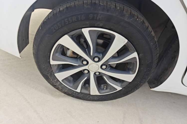 Used Buick Excelle GX 2019 18T Automatic Connected Flagship Version China VI Standard
