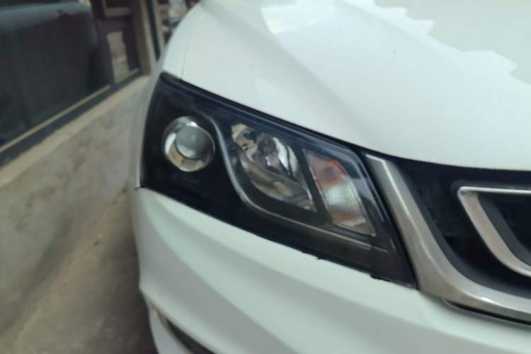 Used Geely Auto Emgrand 2017 Sedan Million Edition 1.5L Manual - Upward Version