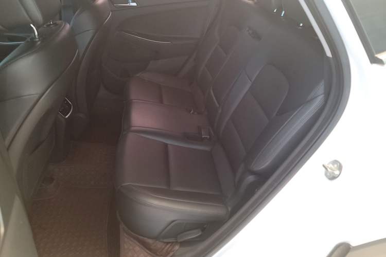 Used Hyundai Tucson 2015 1.6T Dual-Clutch Two-Wheel-Drive Smart Model
