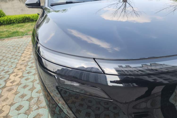 Used Nissan N7 2025 510 Pro Right Front Headlight