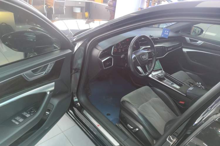 Used Audi A6L 2023 Revised 45 TFSI Prestige Dynamic Edition