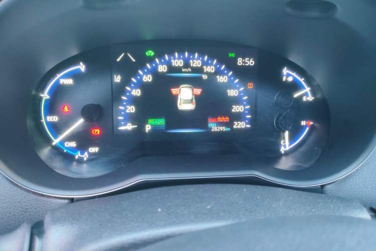 Used Toyota IZOA 2023 Dual-Motor 2.0L Yichi Edition
