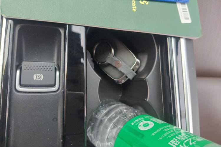 Used Jaguar XFL 2018 XFL 2.0T 250 PS Luxury Edition
