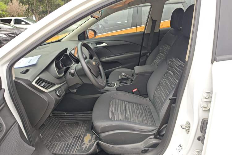 Used Chevrolet Cavalier 2016 1.5L Automatic Xinyue Edition Left Front Seat