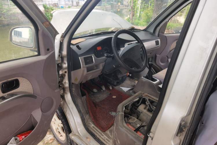 Used Wuling Rongguang 2011 1.2L Standard Version Driver Seat