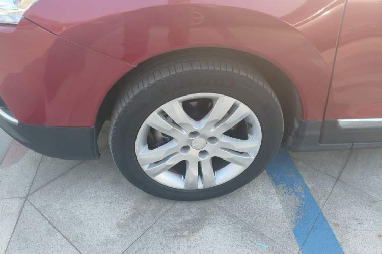 Used Peugeot 3008 2015 2.0L Automatic Classic Edition
