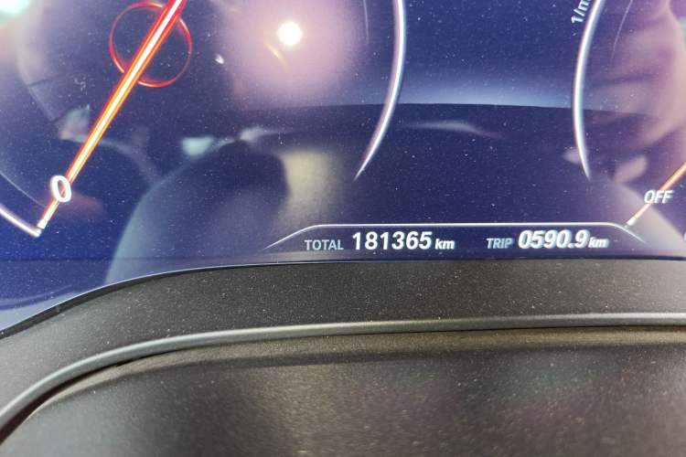 Used BMW 5 Series 2019 530i M Sport Package Odometer Close Up