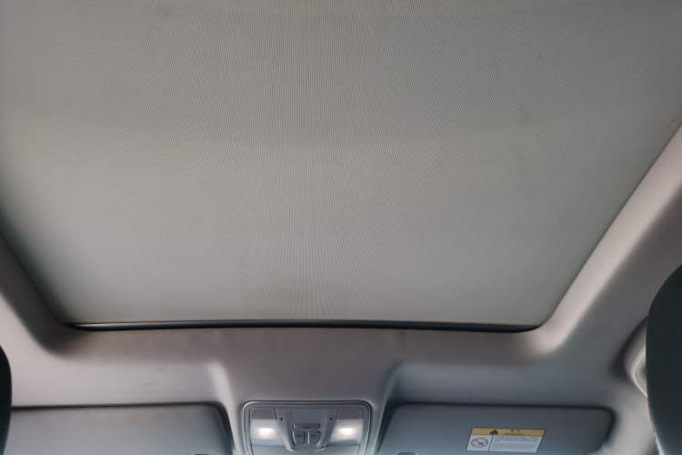 Used CHANGAN CS75 2021 Honor Million Edition 280T DCT Prestige Model
