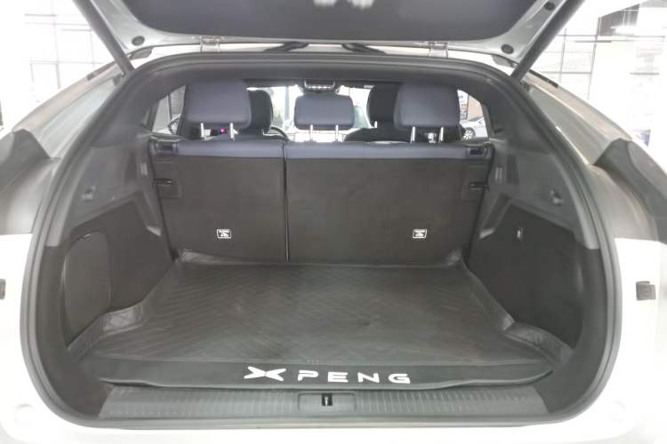 Used XPeng G6 2023 755 Ultra-Long Range Pro Trunk