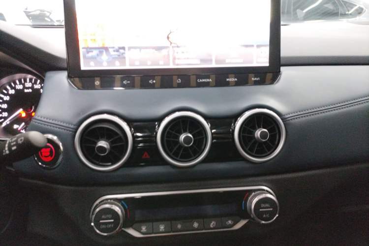 Used Nissan Qashqai 2025 Honor 2.0L CVT XV+ Leading Edition
