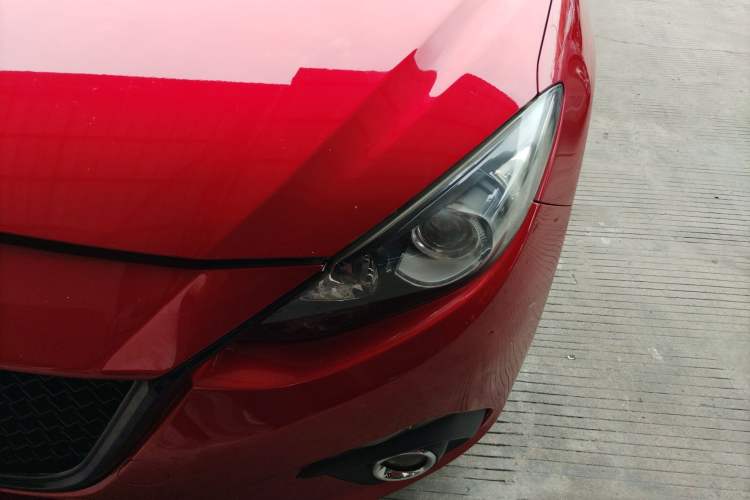 Used Mazda 3 Axela 2014 Sedan 2.0L Automatic Flagship Model