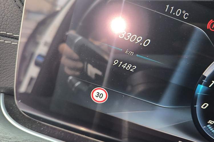 Used Mercedes-Benz E-Class 2017 E 300 L Sporty and Stylish Model