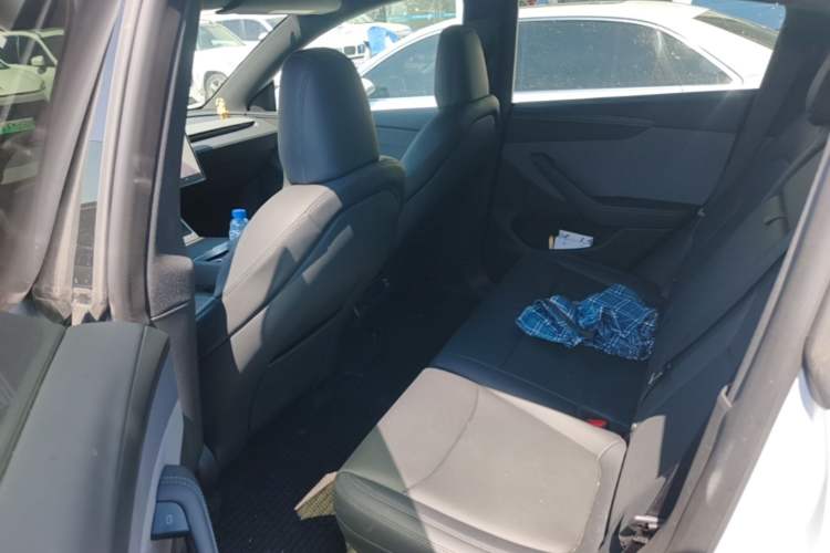 Used Tesla Model Y 2026 Rear-Drive Model