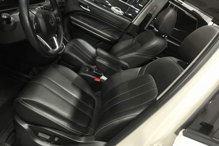 Used GAC Trumpchi M6 2021 270T DCT Elite Edition (7-seater)