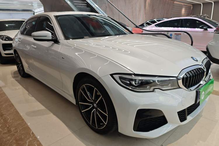 Used BMW 3 Series 2022 Updated 325Li M Sport Package Front Right 45 Deg