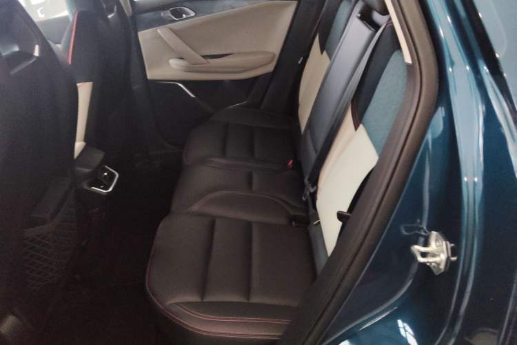 Used Lynk & Co 06 2021 1.5T Shero Pink Special Edition
