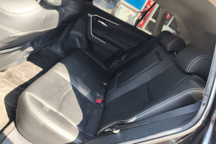 Used Toyota RAV4 2020 2.0L CVT Two-Wheel Drive Fashion Edition
