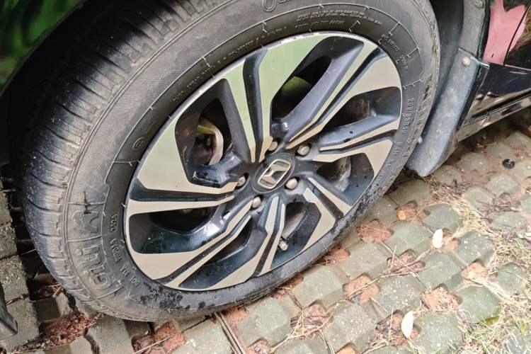 Used Honda Crider 2016 1.8L CVT Comfort Version Exterior 4