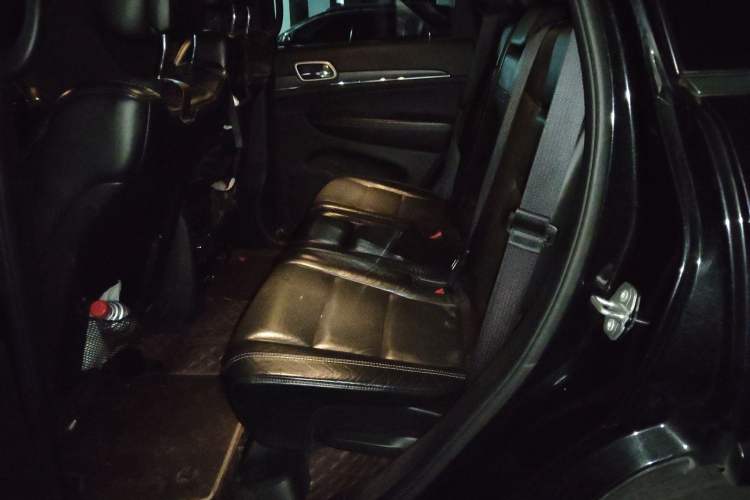 Used Jeep Grand Cherokee 2016 3.0L Elite Navigation Edition
