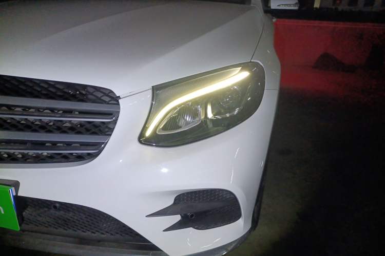 Used Mercedes-Benz GLC 2019 Facelift GLC 260 L 4MATIC Luxury Model
