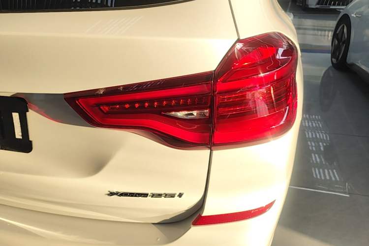 Used BMW X3 2019 xDrive25i M Sport Package
