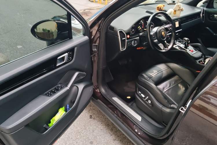 Used Porsche Cayenne E-Hybrid 2019 Cayenne E-Hybrid 2.0T