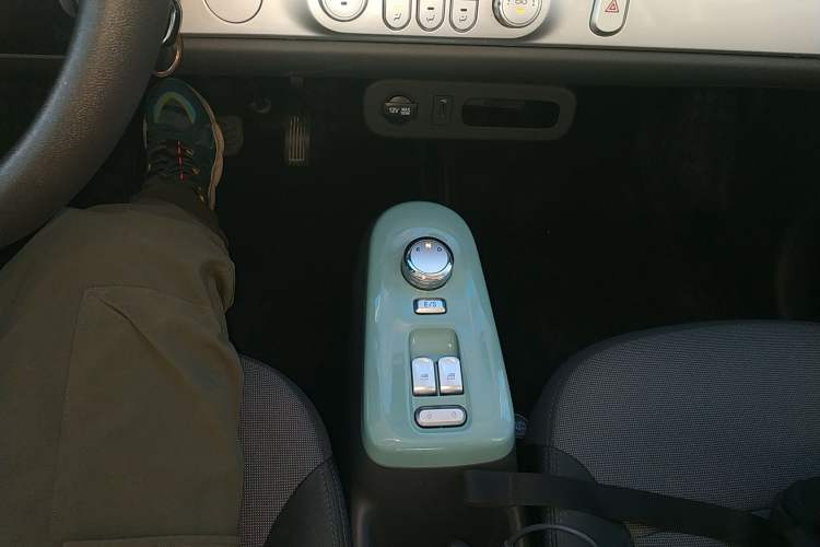 Used CHANGAN NEVO Lumin 2023 205km Xiangqin Version Gear Lever