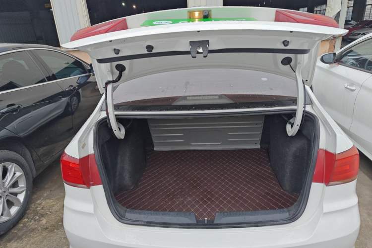 Used Volkswagen Santana 2021 1.5L Automatic Fashion Edition Trunk