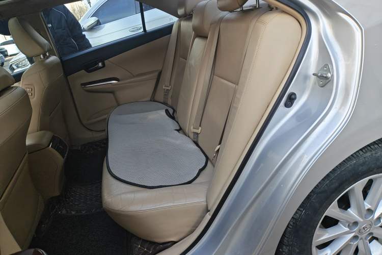 Used Toyota Camry 2012 2.5G Luxury Edition
