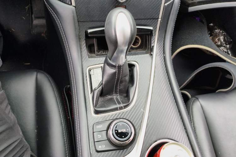 Used Infiniti Q50L 2016 2.0T Comfort Edition Gear Lever