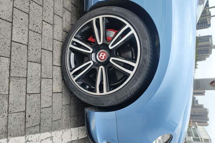 Used Bentley Continental 2014 4.0T GT V8 S Standard Edition Right Front Wheel Hub