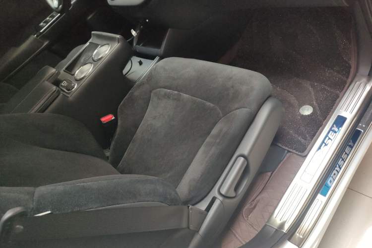 Used Honda Odyssey 2024 2.0L eHEV Sharp & Enjoy Edition Right Front Seat