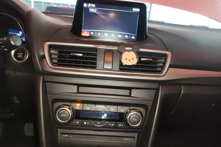 Used Mazda 3 Axela 2017 Hatchback 1.5L Automatic Luxury Model Emission Standard China V