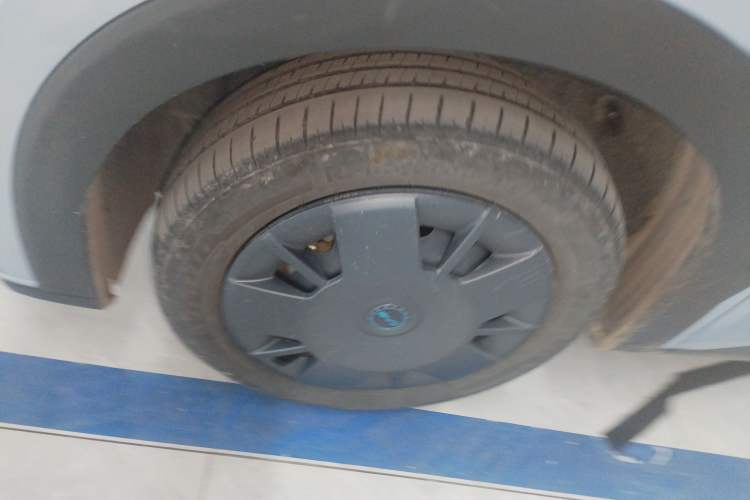 Used BYD Seagull 2024 Honor Edition 305km Dynamic Version Left Front Wheel Hub