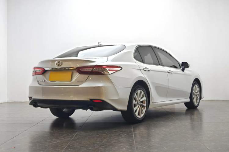 Used Toyota Camry 2021 2.0G Luxury Edition