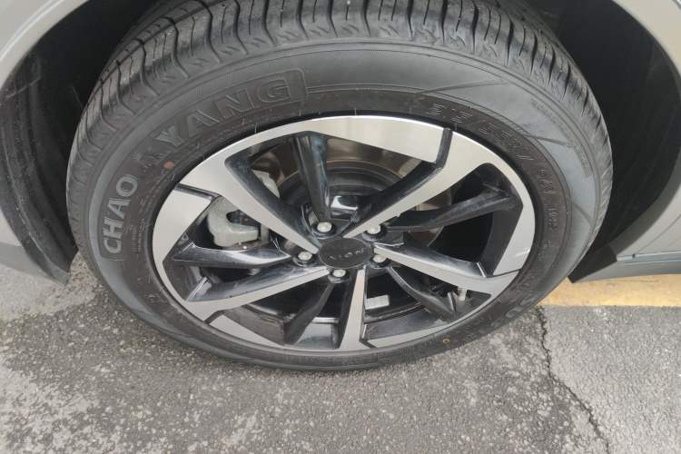 Used AION Y 2023 Plus 510 Smart Edition Right Rear Wheel Hub