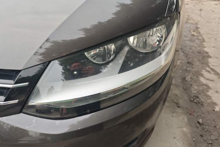 Used Volkswagen Sharan 2013 1.8TSI Standard Model
