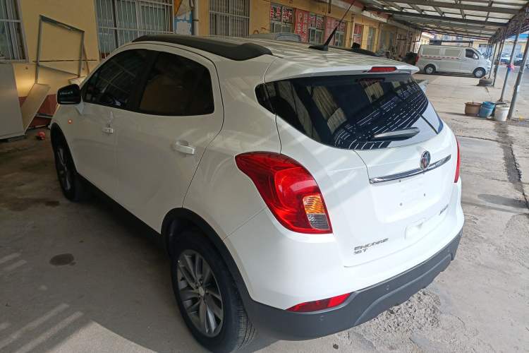 Used Buick Encore 2018 18T Automatic Two-Wheel Drive Urban Fashion Model