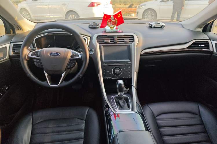 Used Ford Mondeo 2013 2.0L GTDi 200 Fashion Edition
