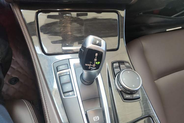 Used BMW 5 Series 2017 525Li Luxury Design Package