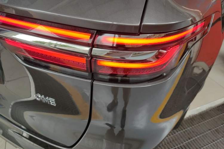 Used Li Auto ONE 2021 Extended-Range 6-Seater Version
