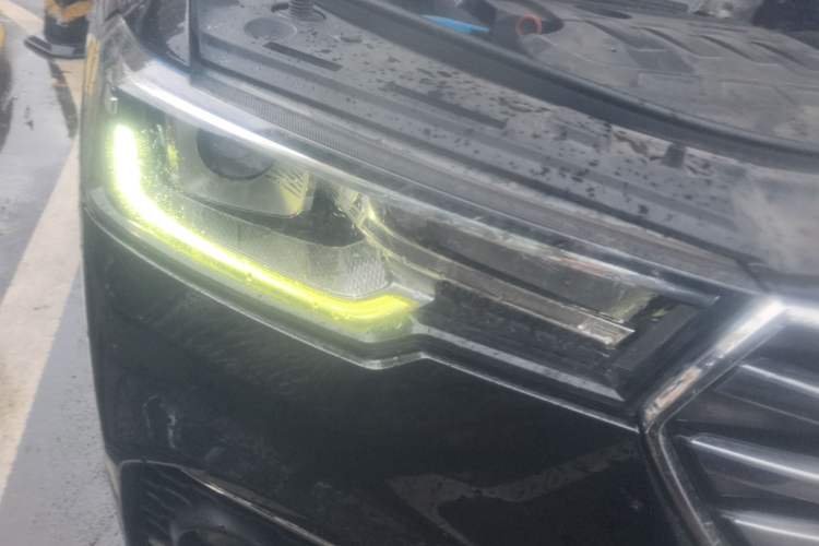 Used Haval H7 2019 2.0T Smart Enjoyment Version China V Standard Right Front Headlight