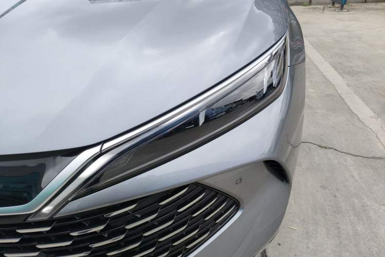 Used BYD Qin L 2024 DM-i 80KM Leading Model
