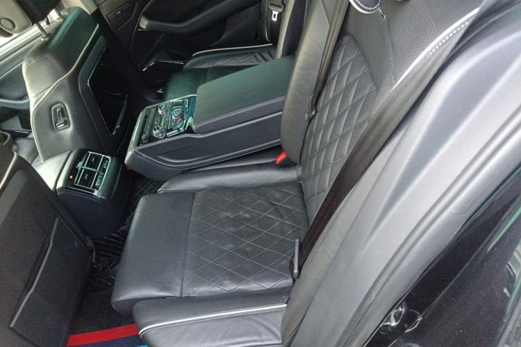 Used Volkswagen Phideon 2018 380TSI Two-Wheel-Drive Flagship Edition