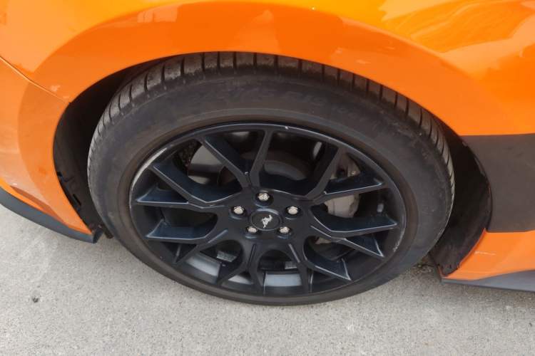 Used Ford Mustang 2020 2.3L EcoBoost Left Front Wheel Hub