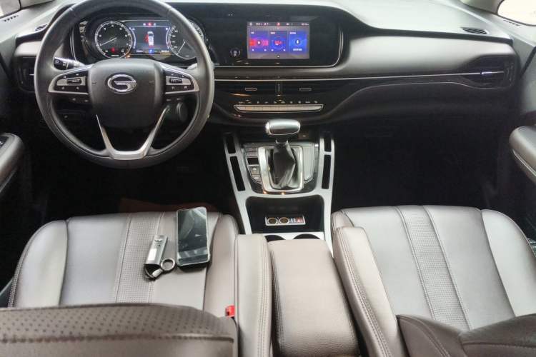 Used GAC Trumpchi M6 2019 270T DCT Luxury Edition (6-seater) China VI Center Console