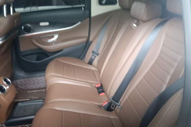 Used Mercedes-Benz E-Class 2018 Restyled E 300 L Sporty and Stylish Edition
