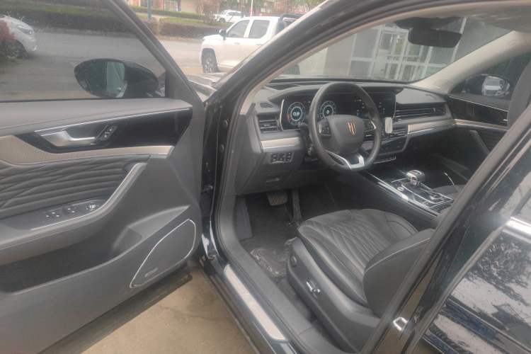 Used Hongqi HS5 2022 Revised Version 2.0T Smart Connect Flagship Edition