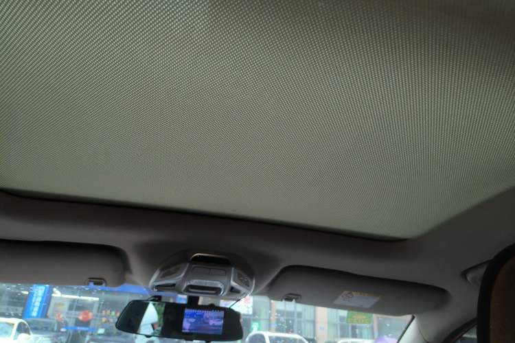 Used Geely Auto Coolray 2019 260T DCT Knight China V Standard