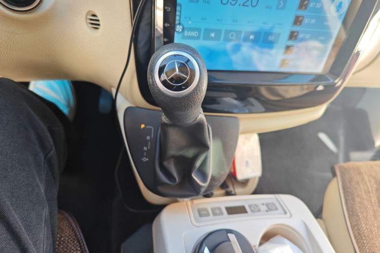 Used Mercedes-Benz Vito 
